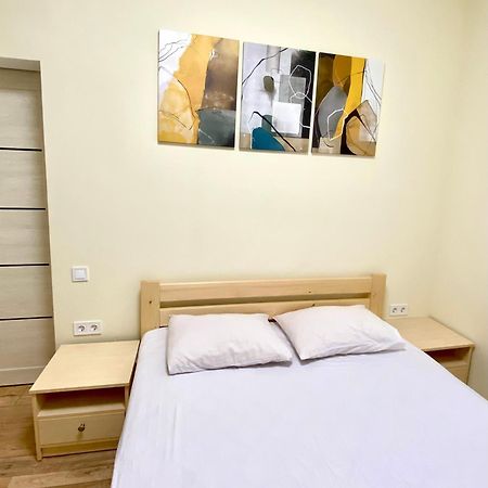 Nalyvaika Lviv Apartments Eksteriør billede