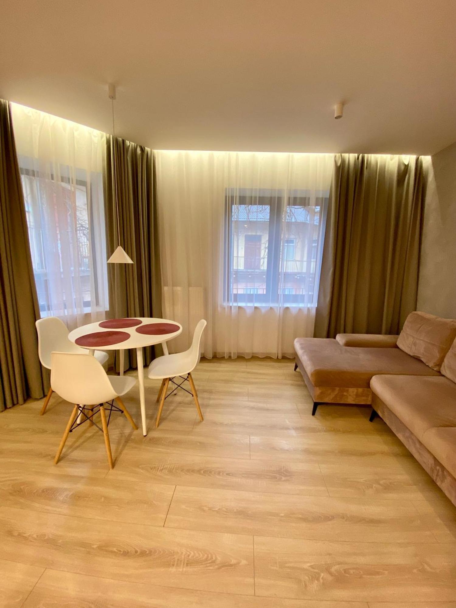 Nalyvaika Lviv Apartments Eksteriør billede